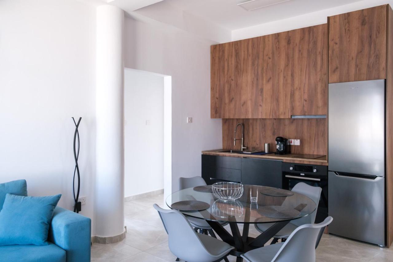Royal Stay Luxury Homes Paphos Exterior photo