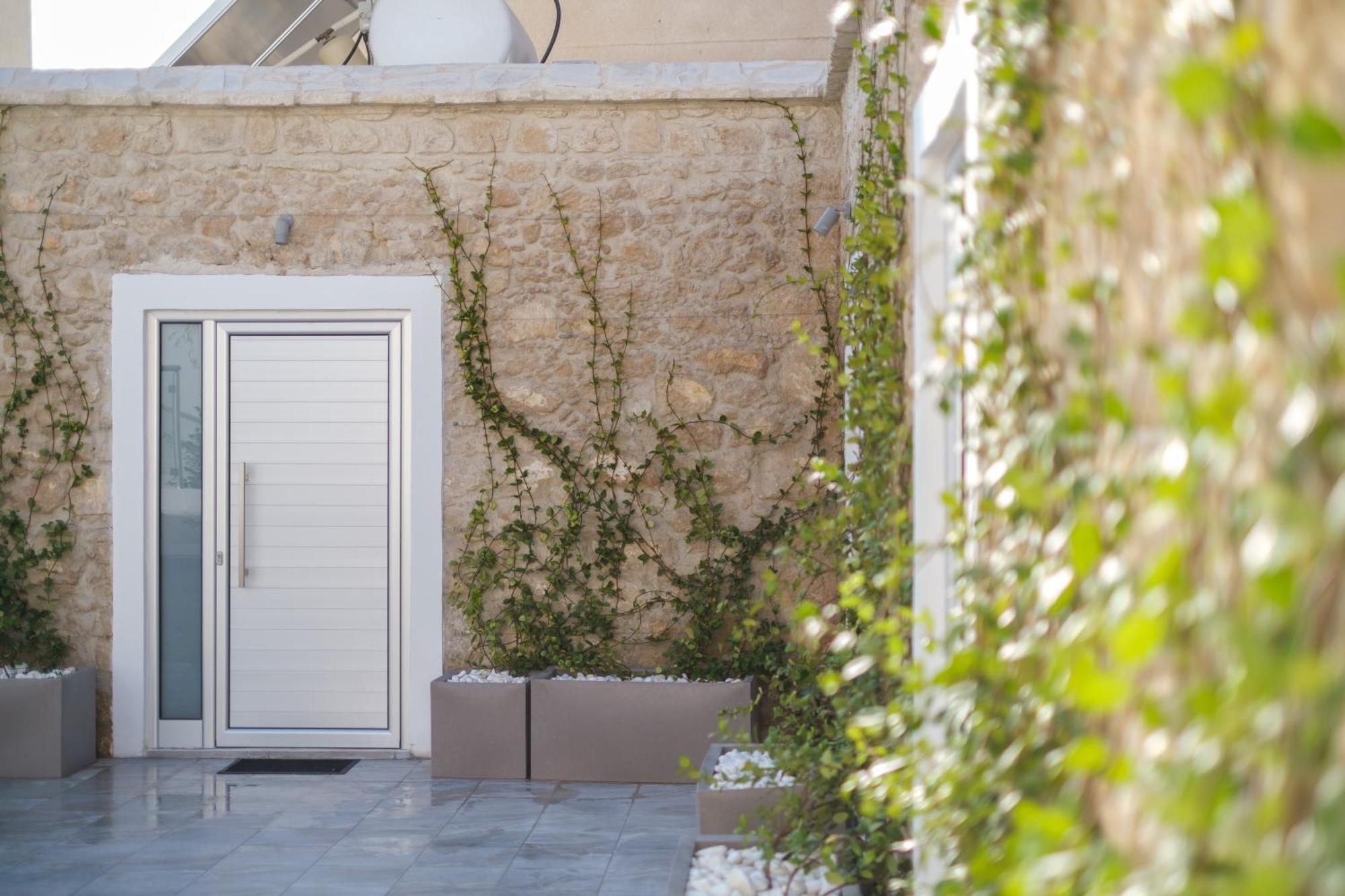 Royal Stay Luxury Homes Paphos Exterior photo