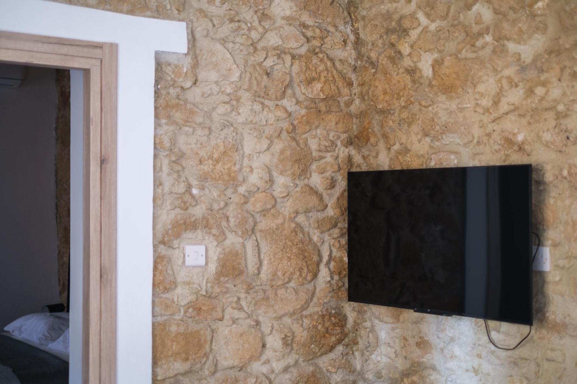 Royal Stay Luxury Homes Paphos Room photo