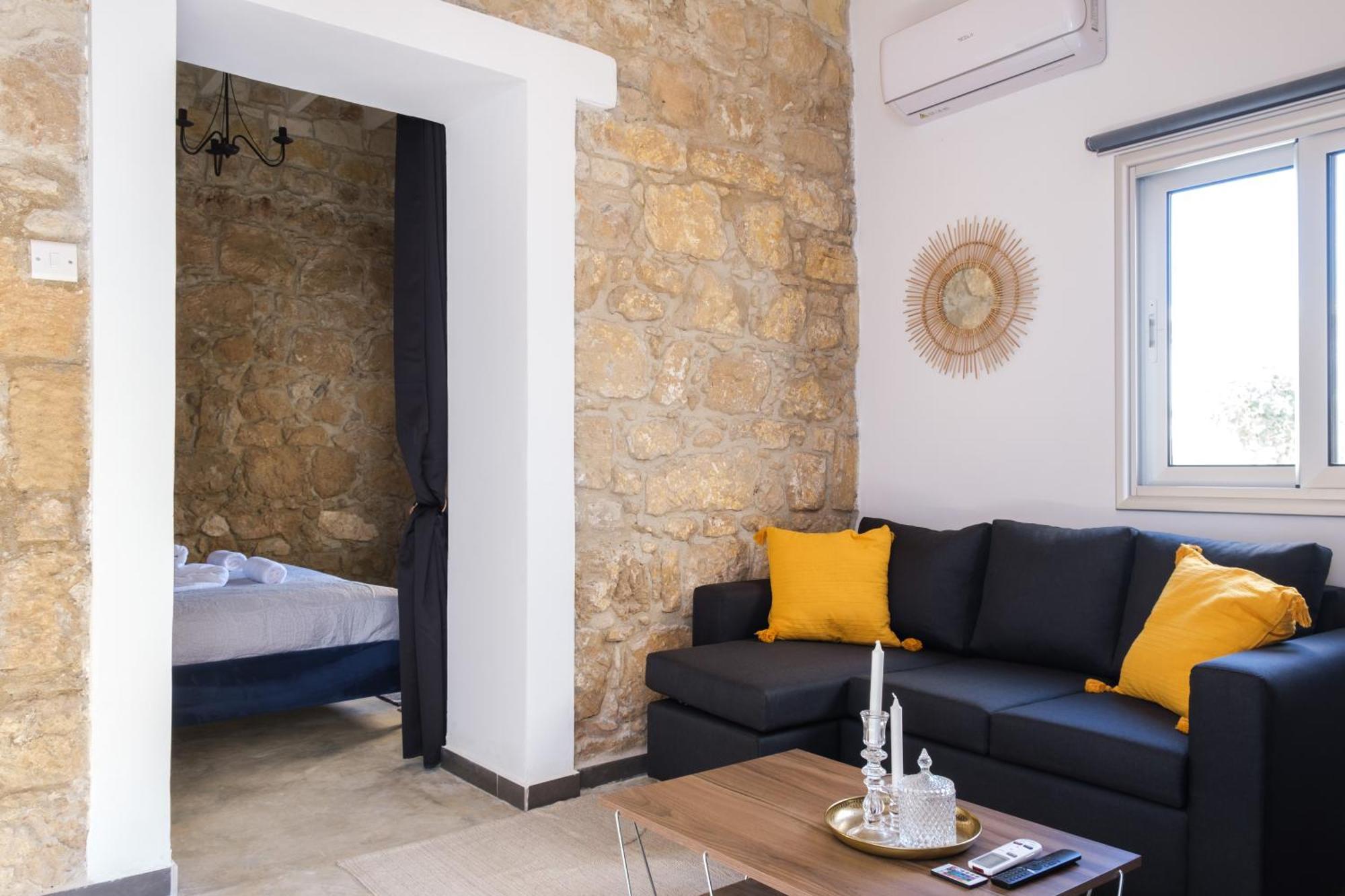 Royal Stay Luxury Homes Paphos Room photo