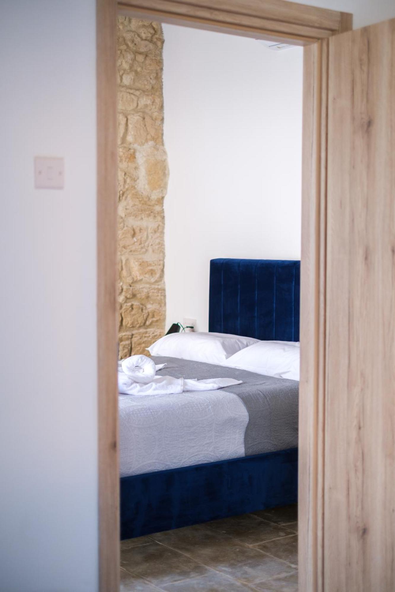 Royal Stay Luxury Homes Paphos Room photo